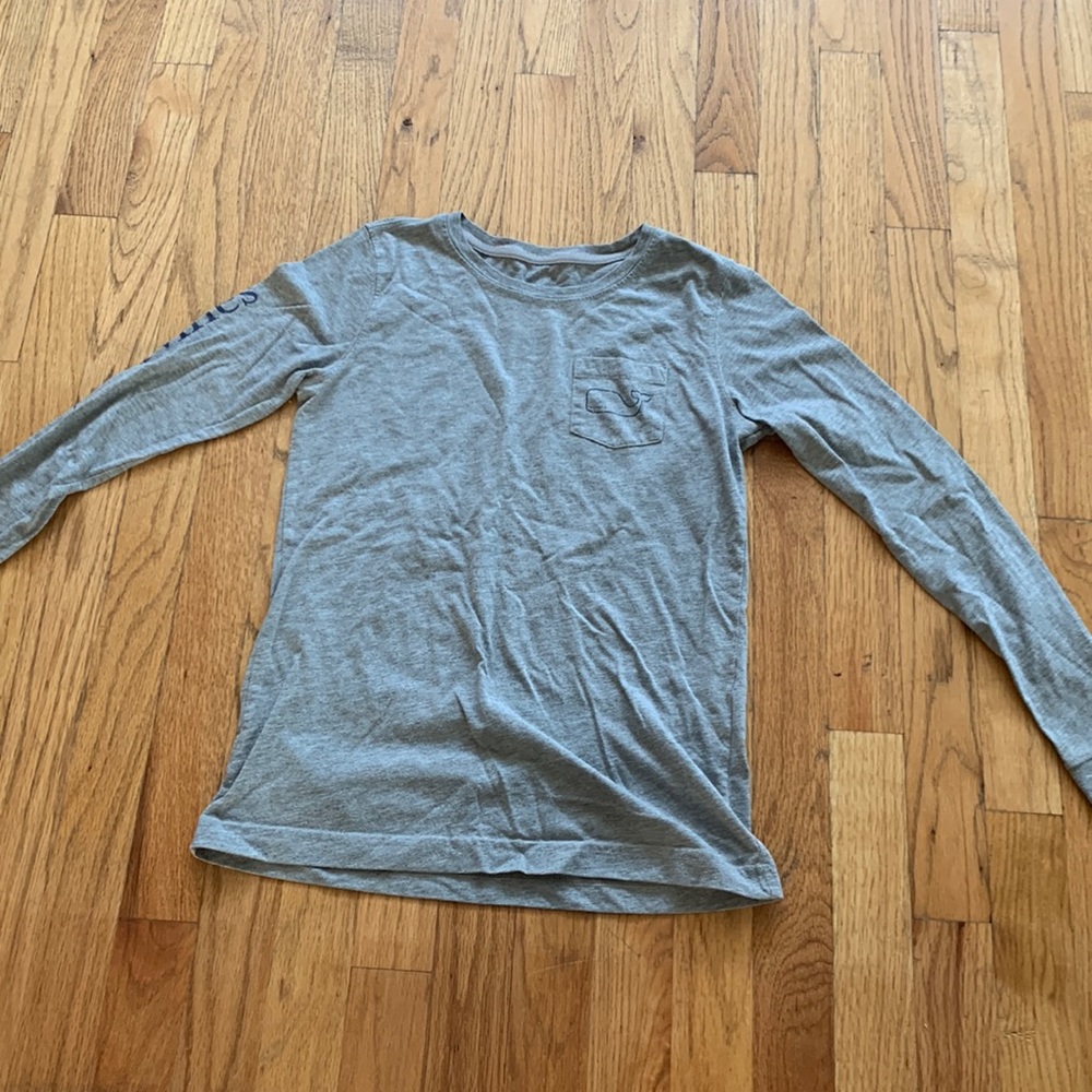 Vineyard vines shirt